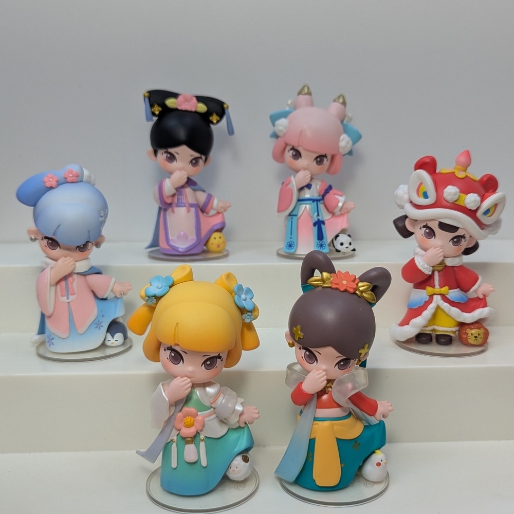 52 TOYS Rouged Lips Peipei Series Lot of 6 Figures Asian Anime Girls 52 Toys